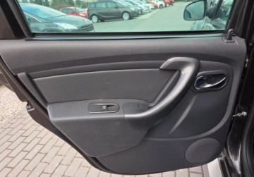 Dacia Duster I SUV Facelifting 1.2 TCe 125KM 2015 Dacia Duster 1.2Benz.125KM 6Bieg.Klima Navi Bluetooth Parktronic Faktura G, zdjęcie 19