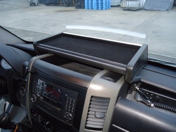 ЦЕНТРАЛЬНАЯ ПОЛКА АВТОБУС ФУРГОН VOLKSWAGEN CRAFTER 906