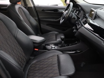BMW X1 F48 2016 BMW X1 sDrive16d, Skóra, Navi, Klima, Klimatronic, zdjęcie 8