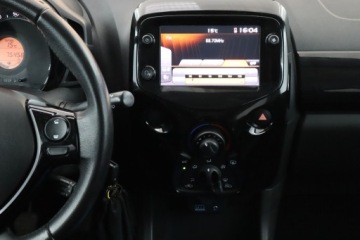 Toyota Aygo II Hatchback 3d Facelifting 1.0 VVT-i 72KM 2018 Toyota Aygo 1.0 VVT-i, Salon Polska, Skóra, Klima, zdjęcie 12