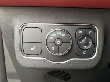 Omoda 9 1.5 T-GDI 537KM 2025 Omoda 9 Omoda 9 EXCLUSIVE Ink black czerwony srodek wyprzedaz rocznika 2025, zdjęcie 23