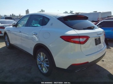 Maserati Levante 2018 Maserati Levante 2018 3.0l 3.0 Benzyna 345KM, zdjęcie 4