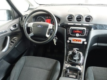 Ford Galaxy III Van 2.0 Duratec Flexifuel 145KM 2010 Ford Galaxy 2.0, zdjęcie 25