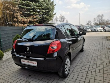 Renault Clio III Hatchback 5d 1.2 i 16V 75KM 2008 Renault Clio 1.2 Benzyna 75KM Klimatyzacja, zdjęcie 5