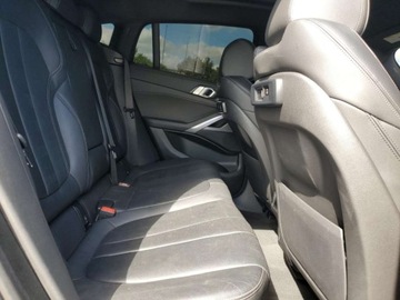 BMW X6 G06 2022 BMW X6 xDrive40i 2022 3.0l 3.0 Benzyna 335KM, zdjęcie 10