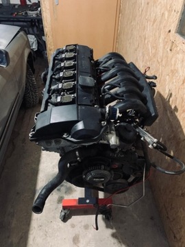 KOMPLETNY SILNIK BMW E36 E39 M52B25 Z OSPRZĘTEM