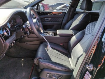 Bentley Bentayga 2021 Bentley Bentayga 2021 4.0l 4.0 Benzyna 542KM, zdjęcie 7