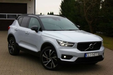 Volvo XC40 2020 Volvo XC 40 T5 PLUG IN HYBRID 262KM R-DESIGN Bezwypadkowy 100 Serwis FV23