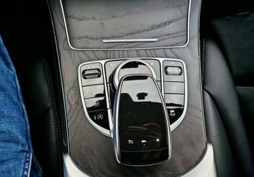 Mercedes GLC C253 SUV 2.1 220 d 170KM 2018 Mercedes-Benz GLC Pierwszy wlasciciel, z Polskiego salonu 2.1 Diesel, zdjęcie 13