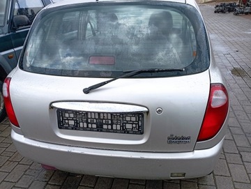 DAIHATSU SIRION I SKLO (OKNO) Z KRYT KUFRU