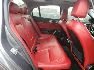 Alfa Romeo Giulia II Sedan 2.0 TBi 280KM 2017 Alfa Romeo Giulia 2017., 2.0L Q4 2.0 Benzyna 280KM, zdjęcie 10