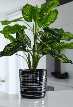 ДЕКОР диаметр цветочного горшка Цветные черные полосы 12 см.