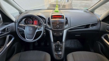 Opel Zafira C Tourer 2.0 CDTI ECOTEC 130KM 2012 Opel Zafira 2,0 diesel 131 KM klima zarejestrowany 7 osobowy 2.0 Diesel, zdjęcie 19