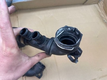 VOLVO XC60 II T5 ВОДОПРОВОД Q00160