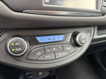 Toyota Yaris III Hatchback 5d Facelifting 2017 1.5 Hybrid 100KM 2019 Toyota Yaris Hybrid 100 Premium EU6 III (2011-2019, zdjęcie 15