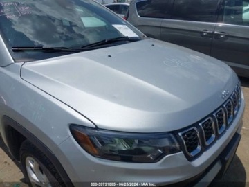 Jeep Compass II 2024 Jeep Compass 2024r, Latitude, 2.0L, 4x4 2.0 Benzyna 200KM, zdjęcie 3