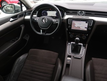 Volkswagen Passat B8 Limousine 1.8 TSI BlueMotion Technology 180KM 2016 VW Passat 1.8 TSI, Salon Polska, 1. Właściciel, zdjęcie 6