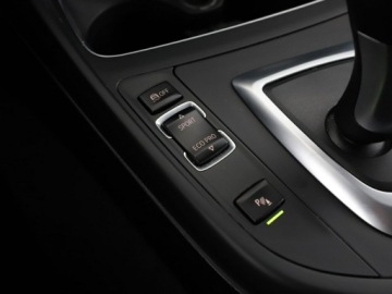 BMW Seria 1 F40 2019 BMW 118 2.0d Automat Urban Line Navi Tempomat, zdjęcie 27