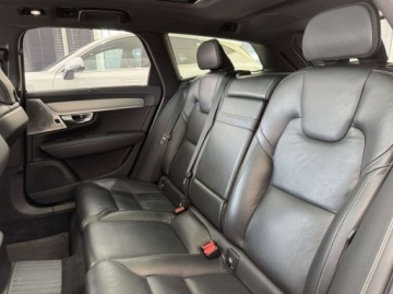 Volvo V90 II Plug-In Facelifting 2.0 T8 Plug-In Hybrid 391KM 2021 Volvo V90 T8 AWD Plug-In Hybrid R-Design HUD ACC Bowers Wilkins 2.0, zdjęcie 12