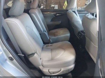 Toyota Highlander III 2024 Toyota Highlander Limited 2024 2.4l 2.4 Benzyna 265KM, zdjęcie 12