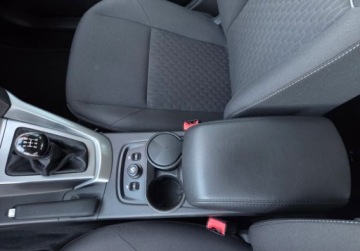 Ford Focus III Kombi Facelifting 1.0 EcoBoost 100KM 2014 Ford Focus 1.0Benz 100KM Grz.szybafotele Serwis Klima ParkasistOplaty Gwar, zdjęcie 21
