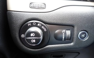 Jeep Cherokee V Terenowy 2.0 MJD 170KM 2014 Jeep Cherokee 2.0Mjet 170KM 4x4 4WD LIMITED Full opcja Zero korozji Niski, zdjęcie 28