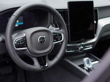 Volvo XC60 II 2025 VOLVO XC60 B5 AWD Ultra Black Edition Suv 2.0 (264KM) 2025, zdjęcie 6