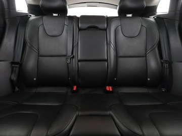 Volvo V40 II Hatchback Facelifting 2.0 D2 120KM 2018 Volvo V40 GRATIS! Pakiet Serwisowy o wartości 600, zdjęcie 17