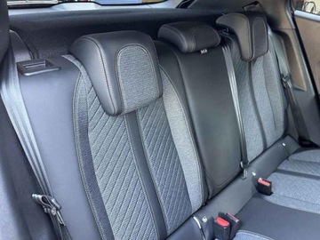 Peugeot 2008 II SUV Facelifting 1.2 PureTech 100KM 2025 Allure S&amp;S 1.2 PureTech 100KM / Pakiet Vision &amp; Drive Assist, zdjęcie 8