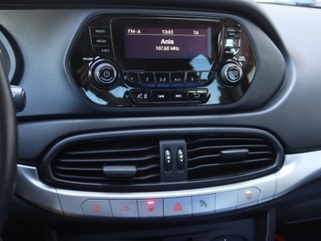 Fiat Tipo II Sedan 1.4 95KM 2018 Fiat Tipo 1.4 16V, Salon Polska, GAZ, Klima, zdjęcie 11