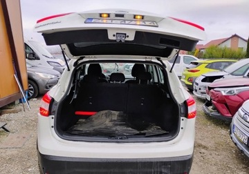 Nissan Qashqai II Crossover 1.2 DIG-T 115KM 2015 Nissan Qashqai 2015r, Salonowy, 1.2 Benzyna. Uszkodzony. Poobijany. Jezdzi., zdjęcie 20