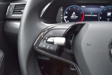 Skoda Superb III Liftback Facelifting 2.0 TSI 190KM 2022 Skoda Superb SalonPL 190KM DSG Style Kessy El.Klapa Podgrz.fot Czujniki Ka, zdjęcie 5