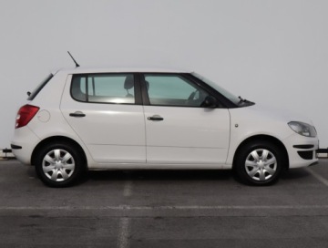 Skoda Fabia II Hatchback 1.4 i 16V 85KM 2010 Skoda Fabia 1.4 16V, Salon Polska, Klima, zdjęcie 5