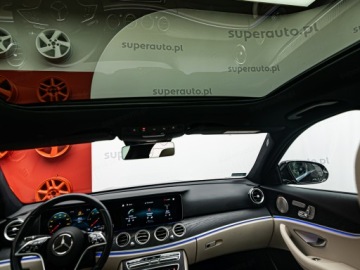 Mercedes Klasa E W213 Limuzyna Facelifting 2.0 220d 200KM 2022 MERCEDES-BENZ E Klasa 220 d 4-Matic 2.0 (200KM) 2022, zdjęcie 9