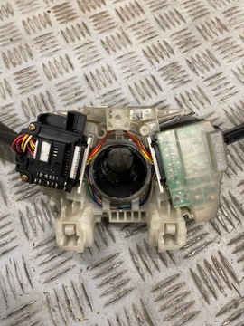 MINCE PŘEPÍNAČ KOMBINOVANÝ PAJERO III