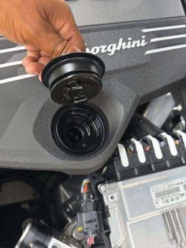 Lamborghini Urus 2022 Lamborghini Urus Graphite Capsule 2022 4.0 Benzyna 641KM, zdjęcie 7