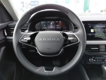 Skoda Kamiq Crossover Facelifting 1.0 TSI 115KM 2025 Skoda Kamiq Selection 1.0TSI 115KM DSG Serwis ASO Salon PL FV23, zdjęcie 16