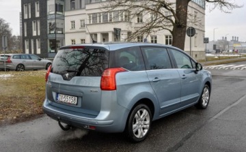 Peugeot 5008 I Minivan 1.6 THP 156KM 2010 Peugeot 5008 Bezwypadkowy 159 tys. km Head Up 1.6 Benzyna 156KM, zdjęcie 3