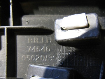 TOYOTA AVENSIS III T27 OSŁONA MASKOWNICA RĄCZKI TAPICERKI BOCZKA TYŁ LEWA