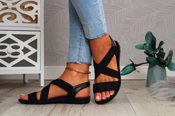 ЧЕРНЫЕ ЖЕНСКИЕ САНДАЛИИ С РАННЯМИ, ПЛОСКИМ НИЗОМ