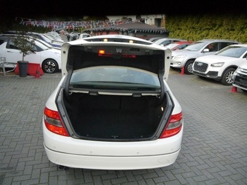 Mercedes Klasa C W204 Limuzyna 1.8 180 CGI BlueEFFICIENCY 156KM 2011 Mercedes C 180 1.8 Stan Idealny bez rdzy Gwarancja, zdjęcie 12