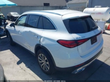 Mercedes GLC C254/X254 2024 Mercedes-Benz GLC 300 2024 2.0 Benzyna 255KM, zdjęcie 2