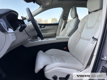 Volvo XC60 II 2025 Volvo XC 60 XC60 B5 B AWD Ultra Dark aut, Pakiet c, zdjęcie 9