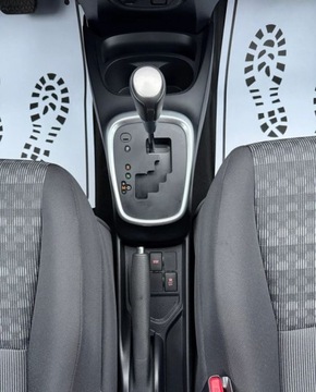 Toyota Yaris III Hatchback 5d Facelifting 1.33 Dual VVT-i 99KM 2016 Toyota Yaris Automat, salon Polska, Kamera cofania, 53 tys km 1.3 Benzyna, zdjęcie 11