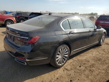 BMW Seria 7 G70 2022 BMW Seria 7 740xi 2022 3.0l 3.0 Benzyna 335KM, zdjęcie 3