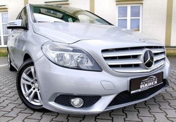 Mercedes Klasa B W246 Sports Tourer 180 BlueEFFICIENCY 122KM 2013 Mercedes B 180 Navi/6 Biegów/Parktronic/, zdjęcie 1