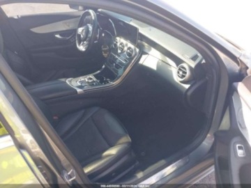 Mercedes Klasa C W205 2019 Mercedes-Benz Klasa C 63 AMG 2019 4.0 Benzyna 469KM, zdjęcie 9