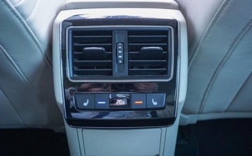 Skoda Superb III Kombi Facelifting 2.0 TSI 190KM 2022 Skoda Superb 2.0TSI 190KM DSG Style Grzane fotele kierownica El klapa GWAR, zdjęcie 18