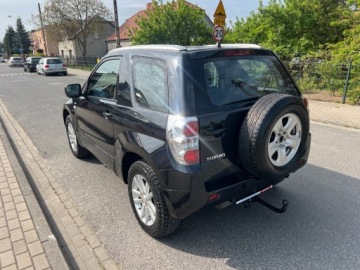 Suzuki Grand Vitara II SUV 1.9 DDiS 129KM 2008 Suzuki Grand Vitara 4X4 KLIMATYZACJA SKORY GRZANE FOTELE EL.SZYBY CENTRALN, zdjęcie 1