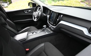 Volvo XC60 II Crossover D4 190KM 2018 Volvo XC 60 2,0 D D4 190 KM Geatronic FULL LED Klimatronic 2.0 Diesel 190KM, zdjęcie 20